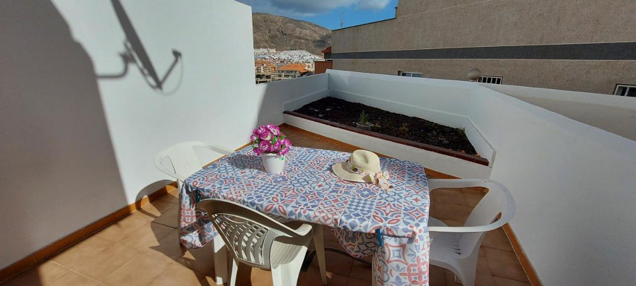 Los Cristianos Apartment, 1 Bedroom Wifi Free & Big Terrace Kültér fotó